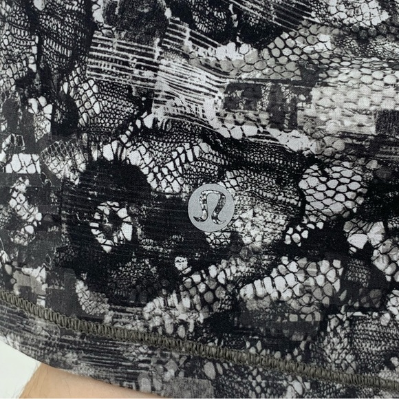 Lululemon Pace Rival in Masked Lace Print Mini Athletic Skort Size 4 - Picture 5 of 10